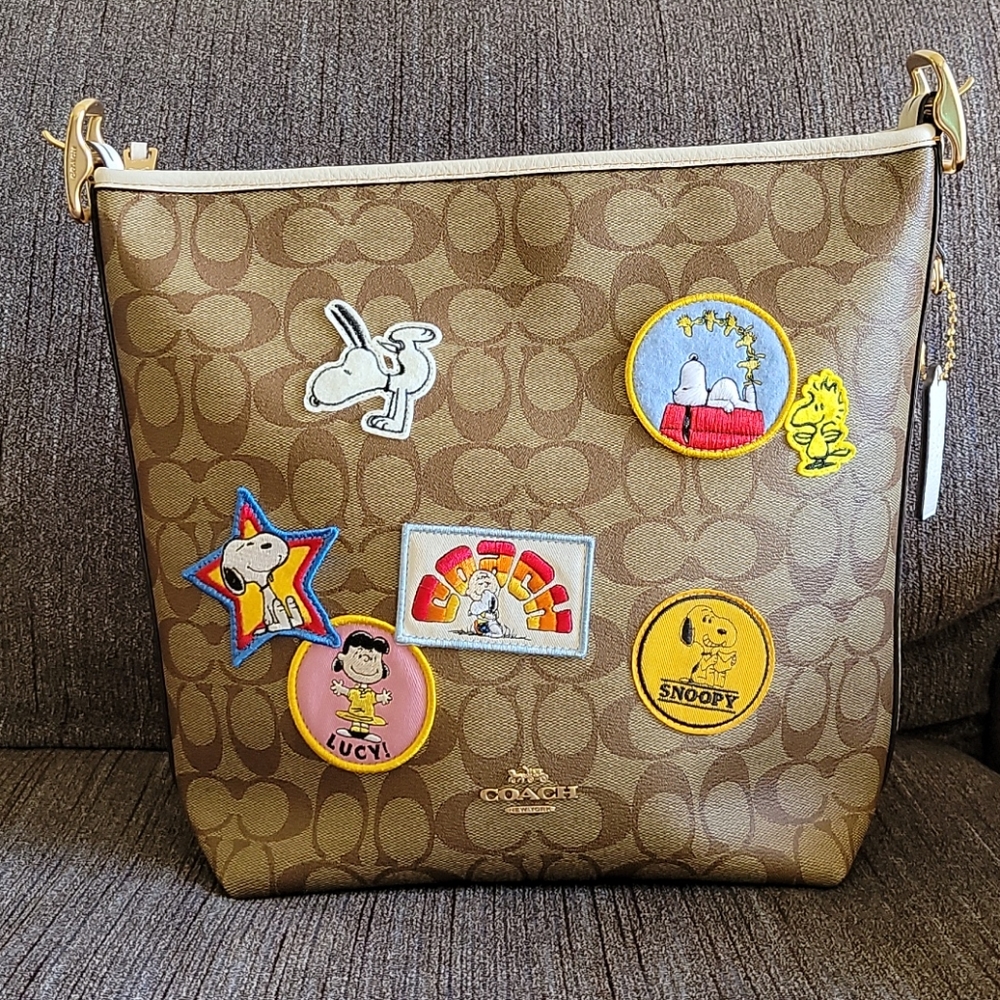 ❤SALE❤ Coach Snoopy Val Duffle